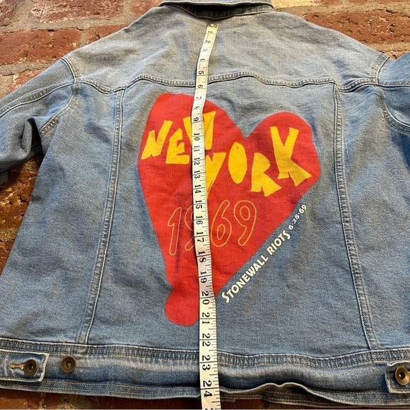 Target Pride New York 1969 Stonewall Riots Denim Jacket Womens XL Blue Button - Picture 9 of 16